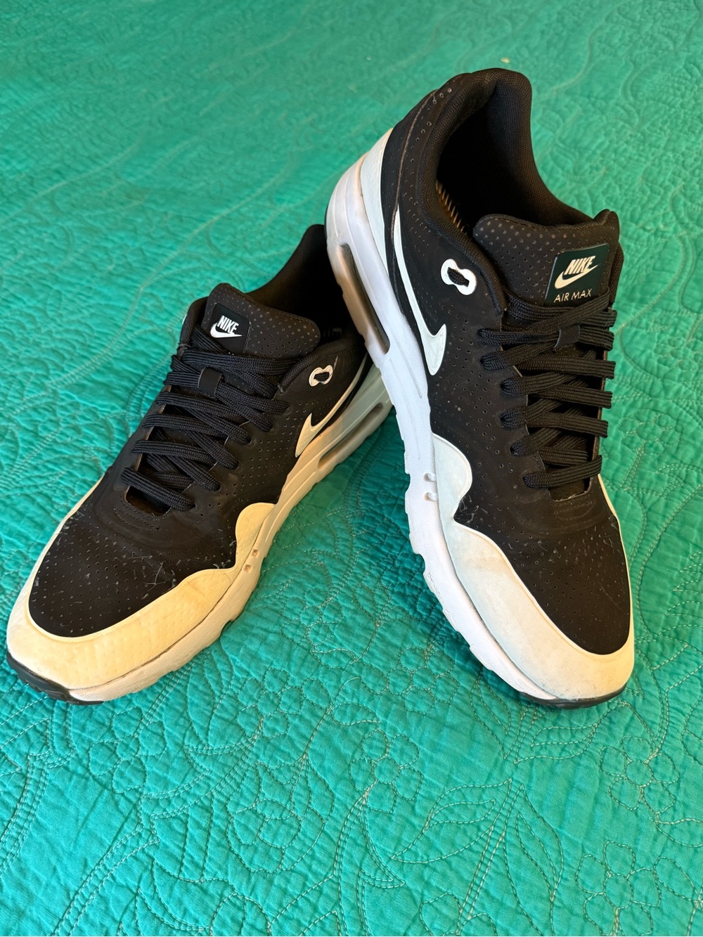 Nike Black and White Men's Air Max Sneakers